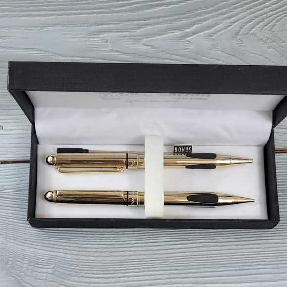 Pierre Cardin Pen Pencil and Stulus Set - Picture 16 of 16